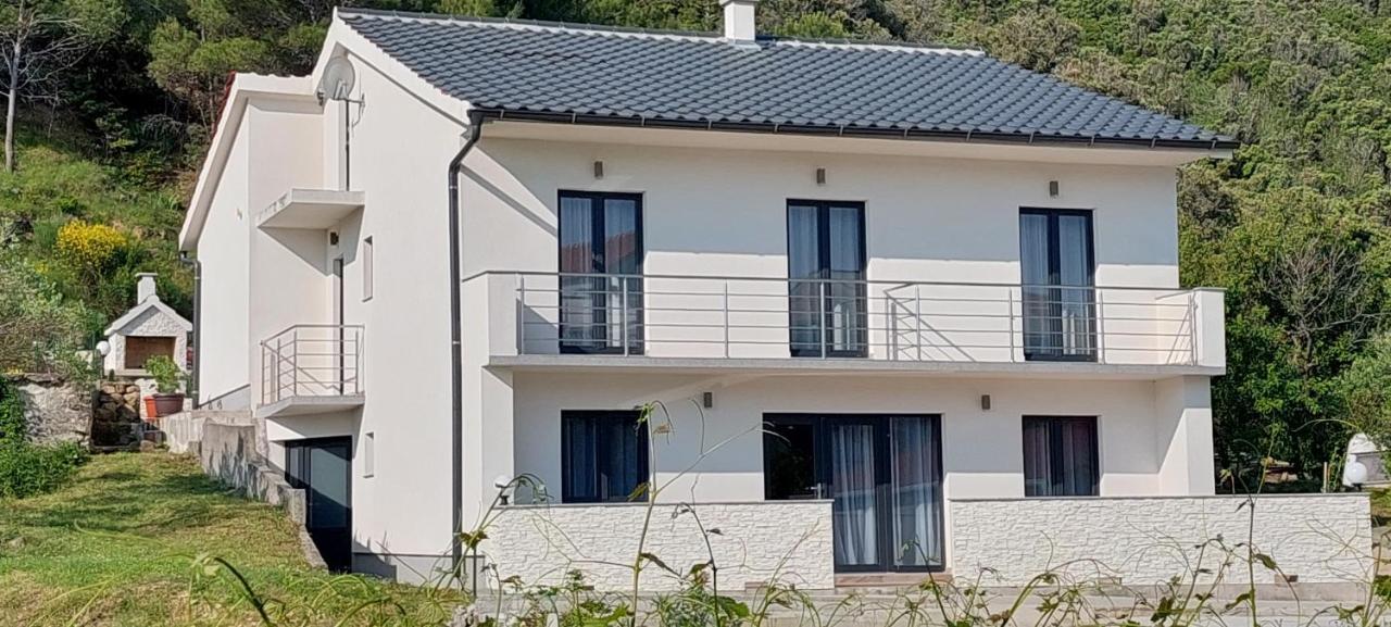 Holiday Apartments Cecilija Супетарска Драга Екстериор снимка