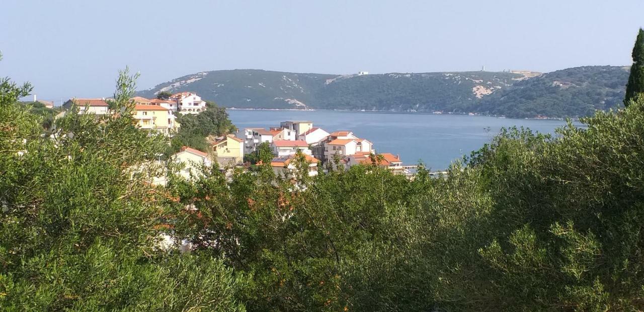 Holiday Apartments Cecilija Супетарска Драга Екстериор снимка